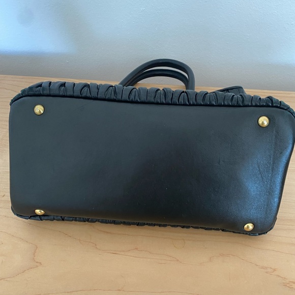 Miu Miu medium size shoulder bag - Picture 6 of 8